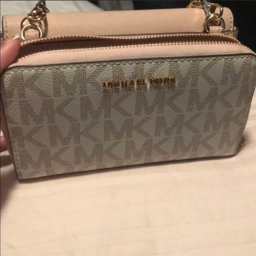 Michael Kors purse with detachable wallet